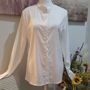 Classy Classic White Button-Down Shirt (T)